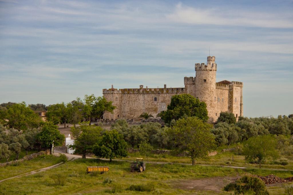 Casa Rural Castillo De Caceres Exterior photo